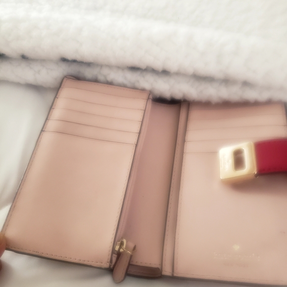 Kate Spade Wallet - Picture 7 of 8